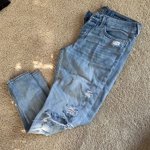 Abercrombie straight boyfriend jean